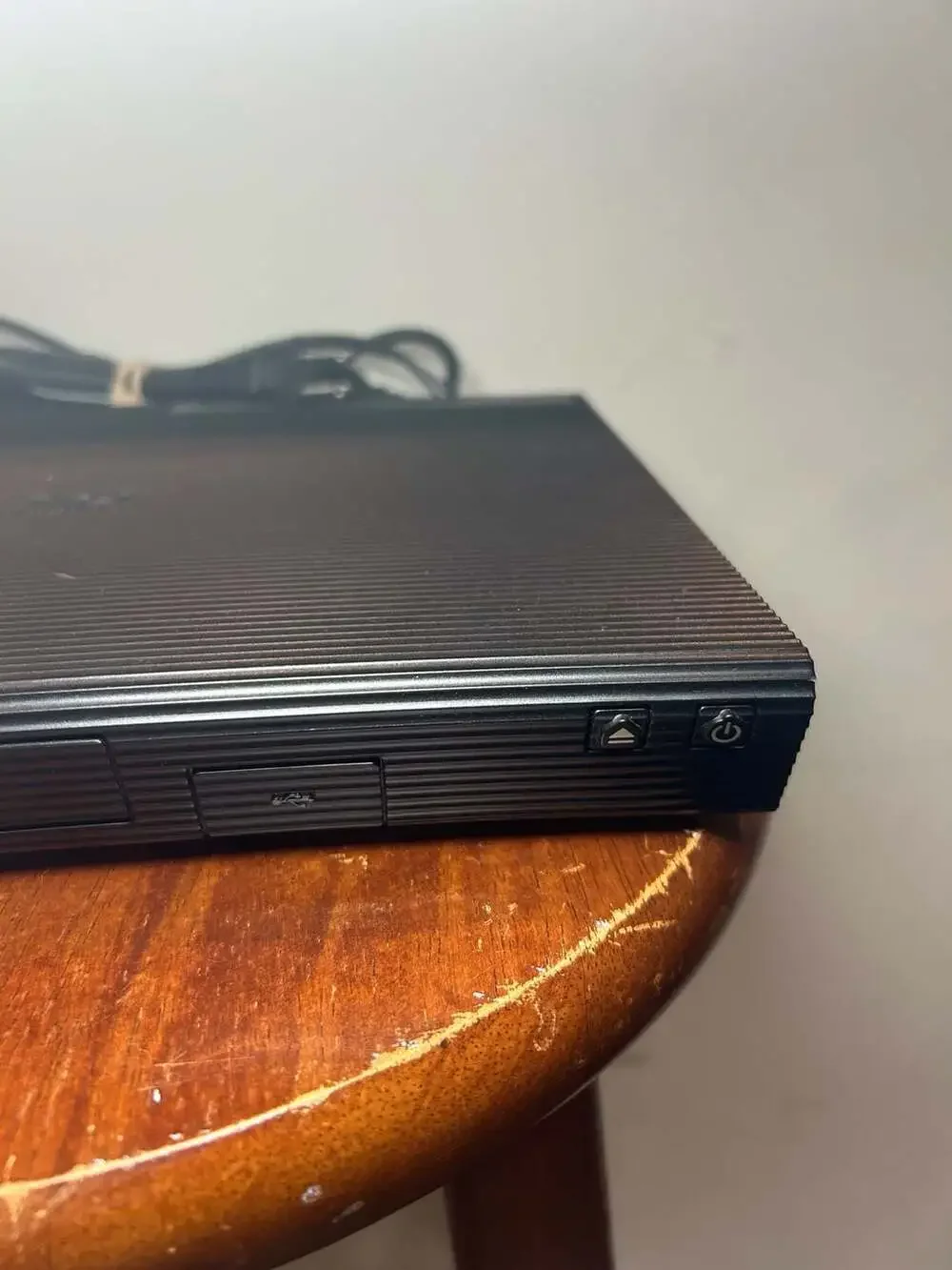 Samsung BD-J5100 Blu-ray Disc Player - NO REMOTE - Tested Works